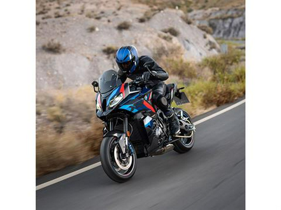 2026 BMW M 1000 XR