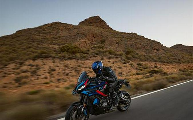 2026 BMW M 1000 XR