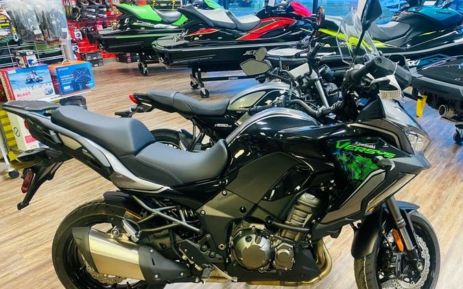 2023 Kawasaki VERSYS 1000 SE LT+