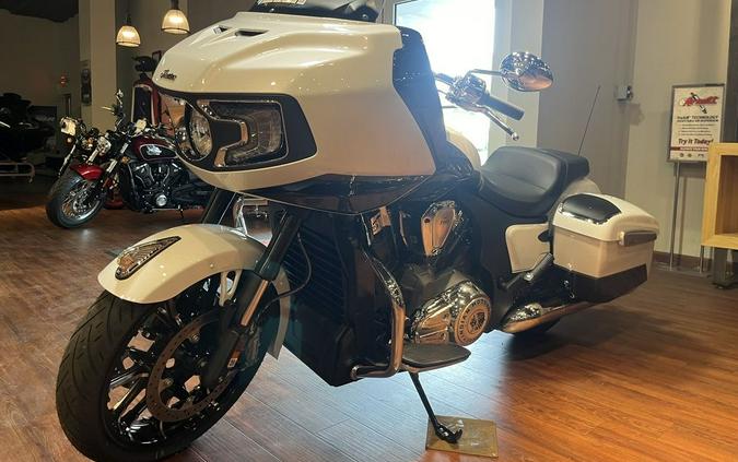 2024 Indian Motorcycle® Challenger® Limited with PowerBand Audio Package Ghost White Metallic