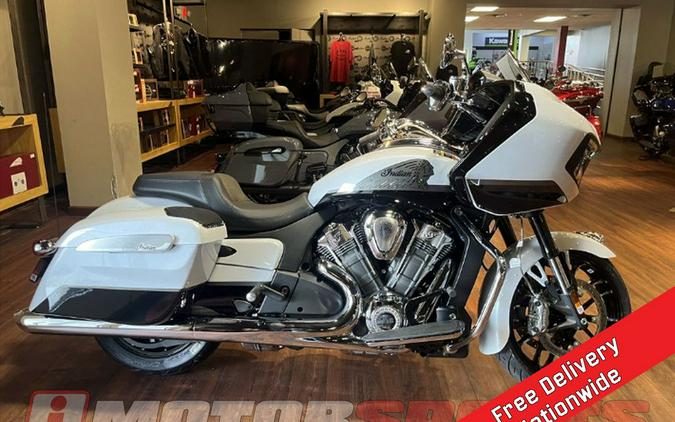 2024 Indian Motorcycle® Challenger® Limited with PowerBand Audio Package Ghost White Metallic