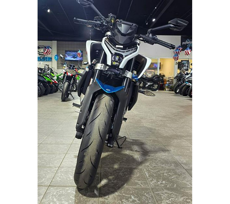 2024 CFMOTO 450NK ABS