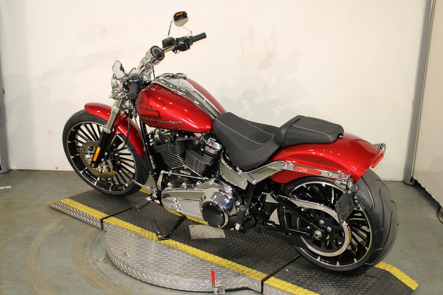 New 2025 Harley-Davidson Breakout Cruiser FXBR Motorcycle For Sale In Miami, Florida