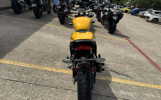 2026 Triumph Tracker 400 Racing Yellow