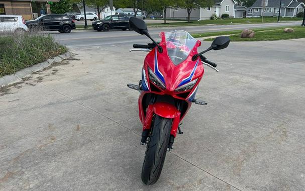 2026 Honda CBR650R E-Clutch