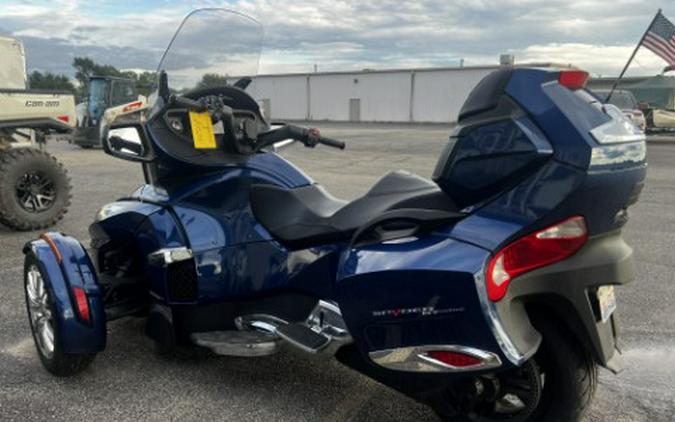 2016 Can-Am Spyder RT Limited