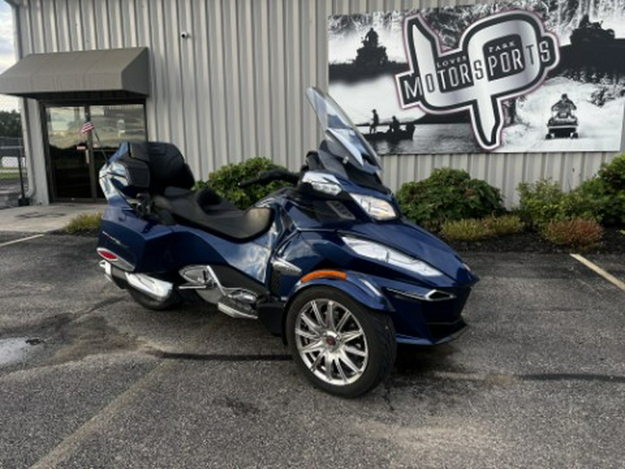 2016 Can-Am Spyder RT Limited