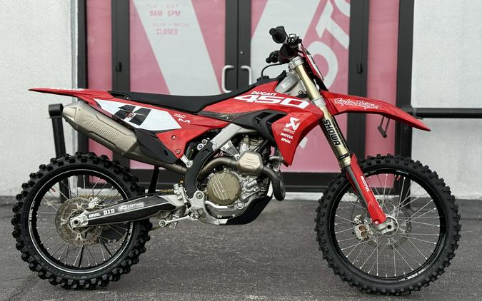 2026 Ducati Desmo450 MX W/ FULL RACE EXHAUST