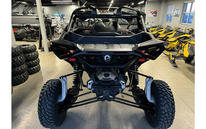 2024 Can-Am Maverick R X 999T DCT