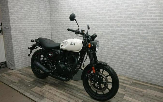 2023 Royal Enfield Hunter 350 Dapper White