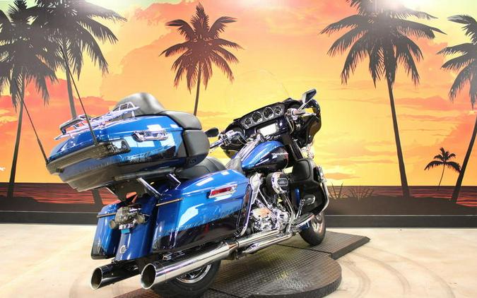 2014 Harley-Davidson® FLHTKSE - CVO™ Limited