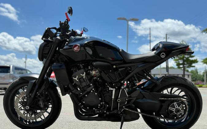 2023 Honda CB1000R Black Edition