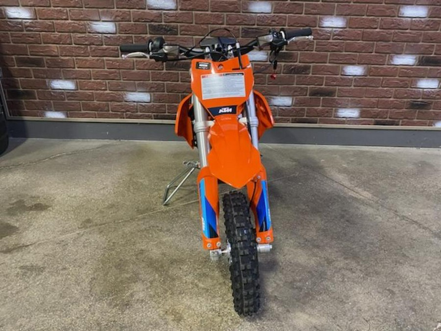 2024 KTM SX-E 3