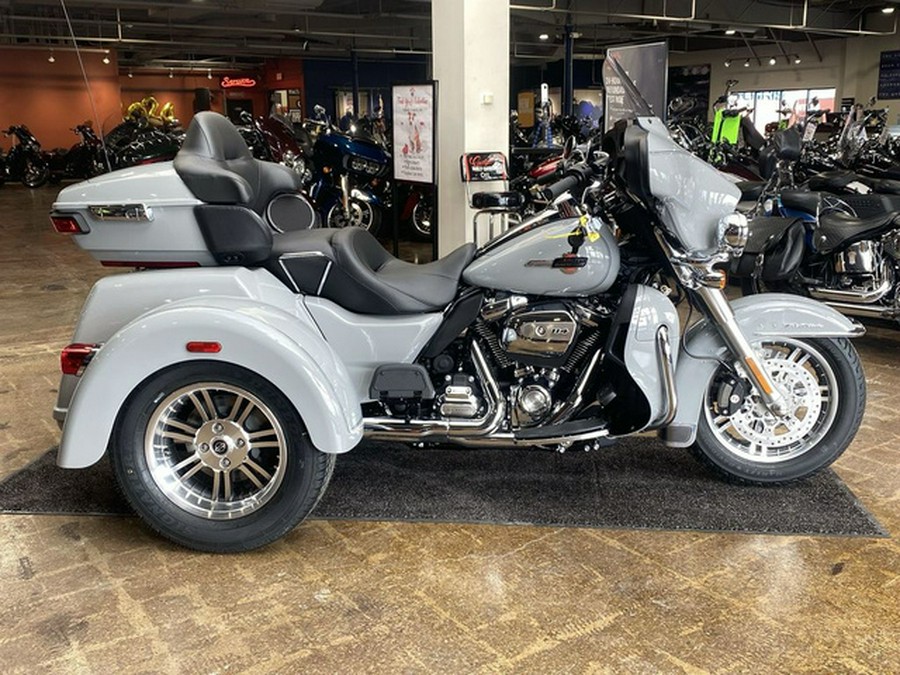 2024 Harley-Davidson FLHTCUTG - Tri Glide Ultra