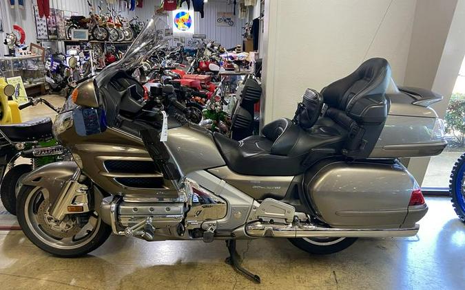 2008 Honda® Gold Wing® Audio / Comfort / Navi