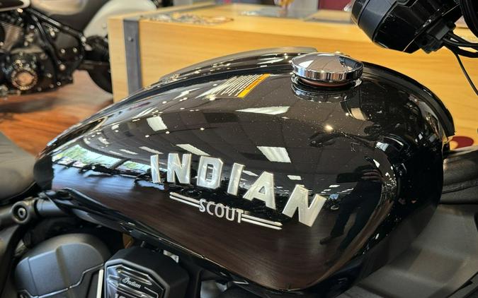 2025 Indian Motorcycle® Sport Scout® Limited +Tech Black Metallic