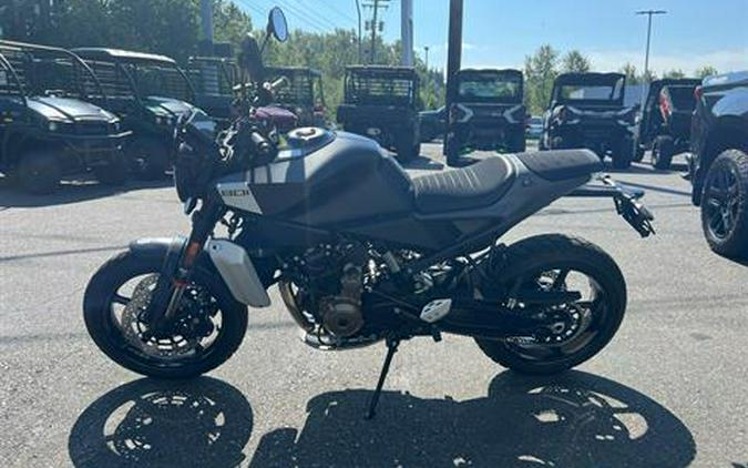 2025 Husqvarna Svartpilen 801