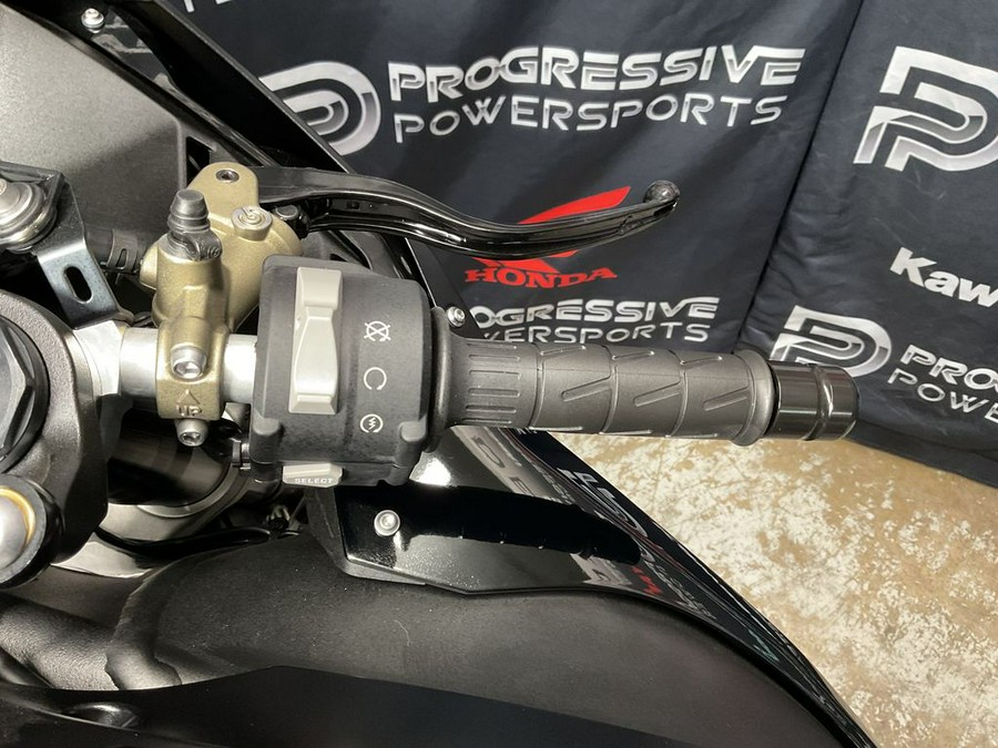 2025 Kawasaki Ninja® ZX™-10R KRT Edition