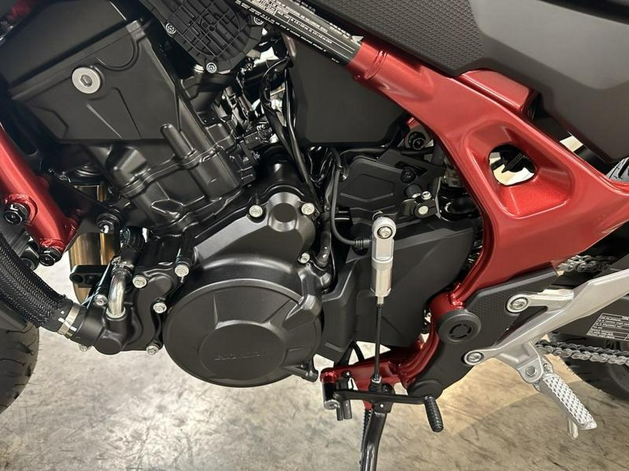 2025 Honda® CB750 Hornet