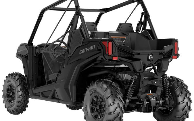 2026 Can-Am Maverick Trail DPS 700