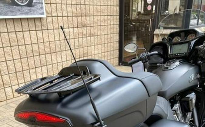 2026 Indian Motorcycle® Pursuit® Dark Horse® Black Smoke