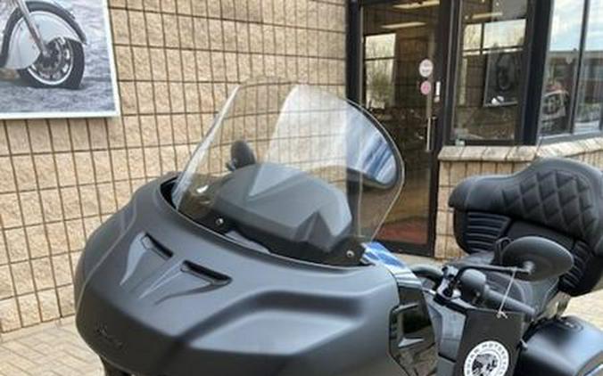 2026 Indian Motorcycle® Pursuit® Dark Horse® Black Smoke