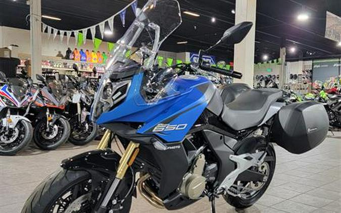 2023 CFMOTO 650 Adventura ABS