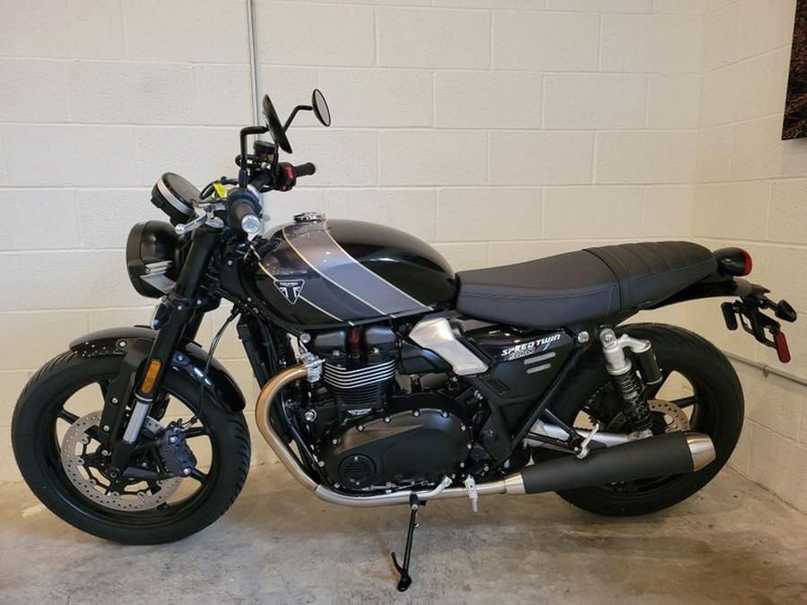 2025 Triumph Speed Twin 900