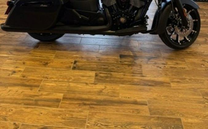 2025 Indian Chieftain Dark Horse w/PowerBand Audio Black S