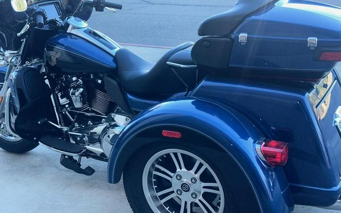 2018 Harley-Davidson® FLHTCUTG - Tri Glide® Ultra 115th Anniversary