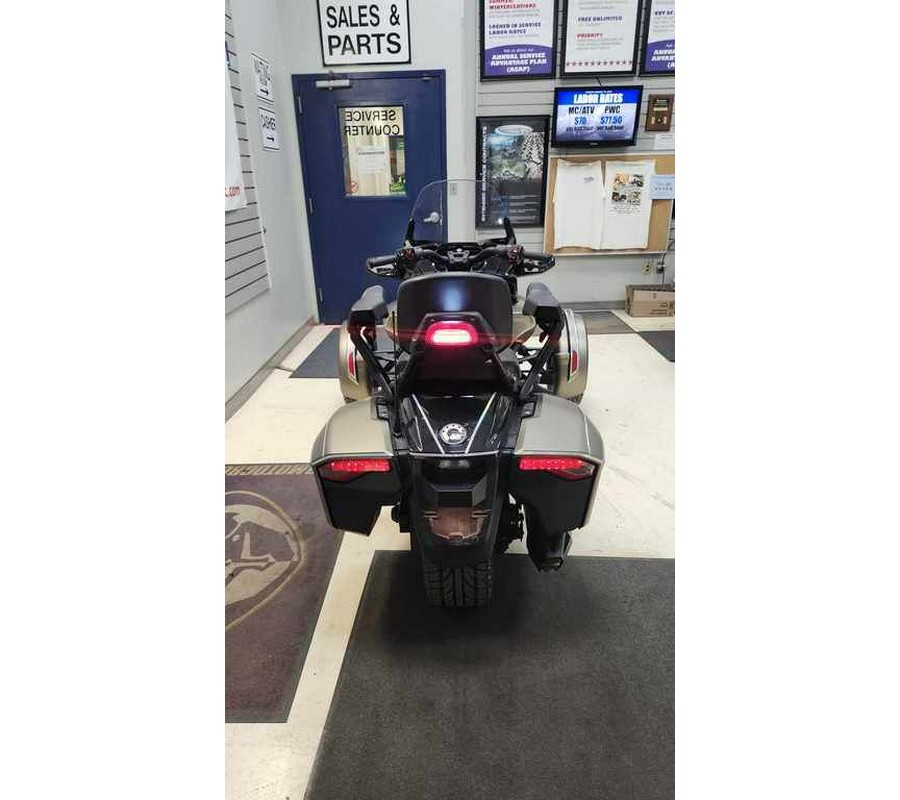 2019 Can-Am® Spyder® F3-T