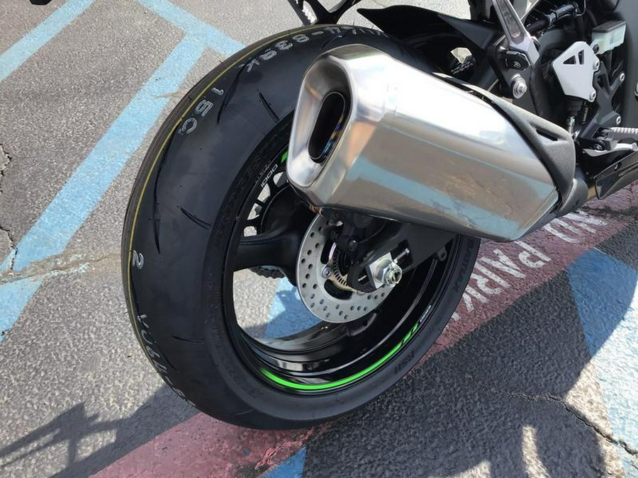 2025 Kawasaki Ninja® ZX™-10R KRT Edition ABS