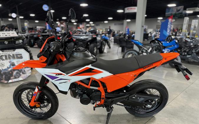 2026 KTM SMC R 390