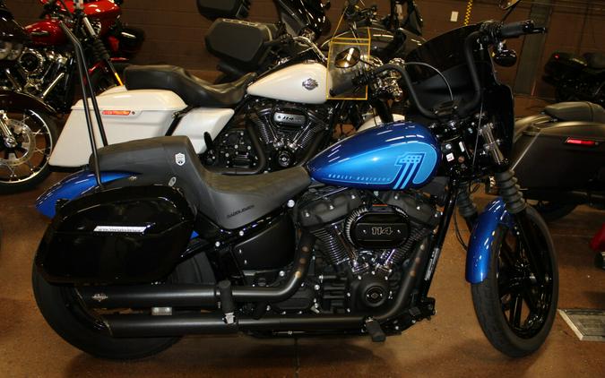 Harley-Davidson® Street Bob™ 114 2024 FXBBS 021872A BLUE BURST