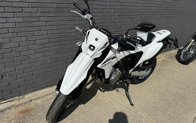 2025 Suzuki DR-Z4SM