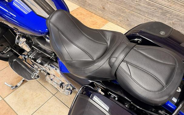 2017 Harley-Davidson® CVO™ Street Glide® Candy Cobalt/Indigo Ink with Mirror Chrome Aggressor Wheels