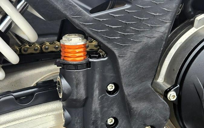 2024 KTM XC 250 W