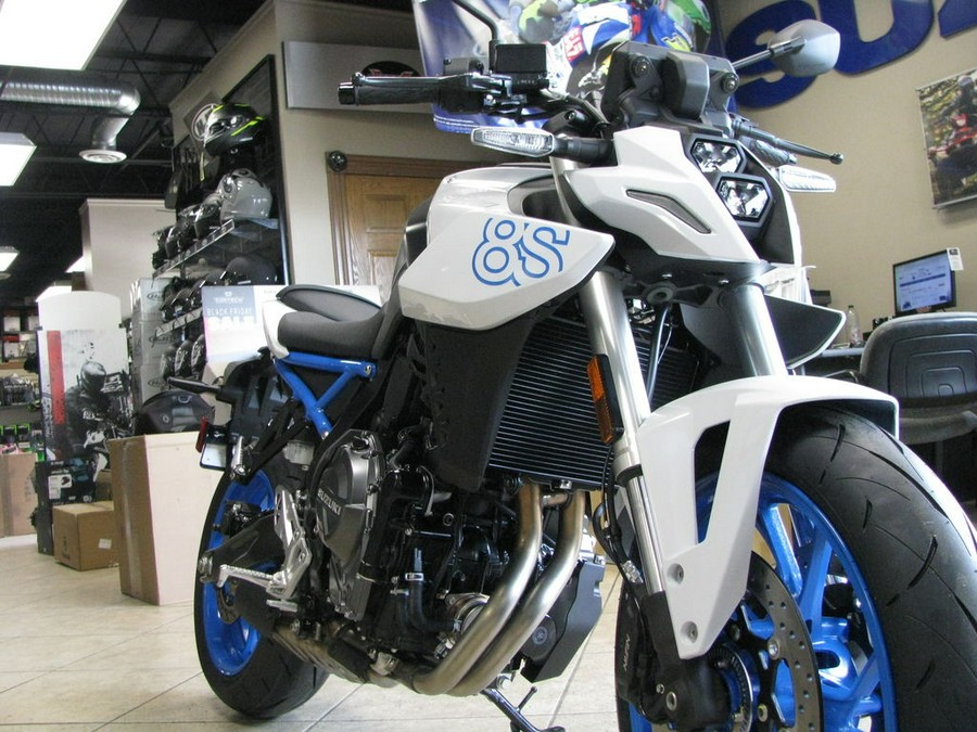 2023 Suzuki GSX-8S