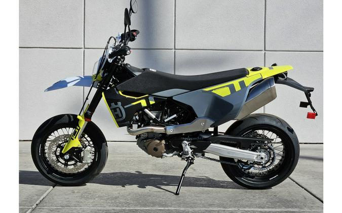 2024 Husqvarna Motorcycles 701 Supermoto