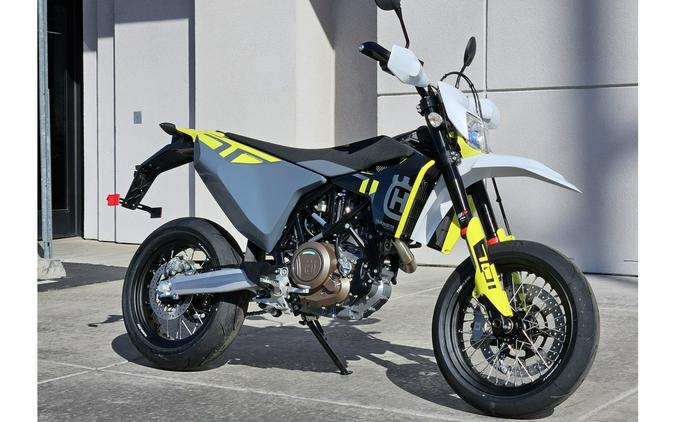 2024 Husqvarna Motorcycles 701 Supermoto