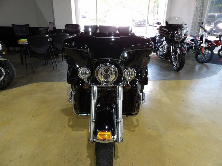 2013 Harley-Davidson FLHTCUTG - Tri Glide Ultra Classic