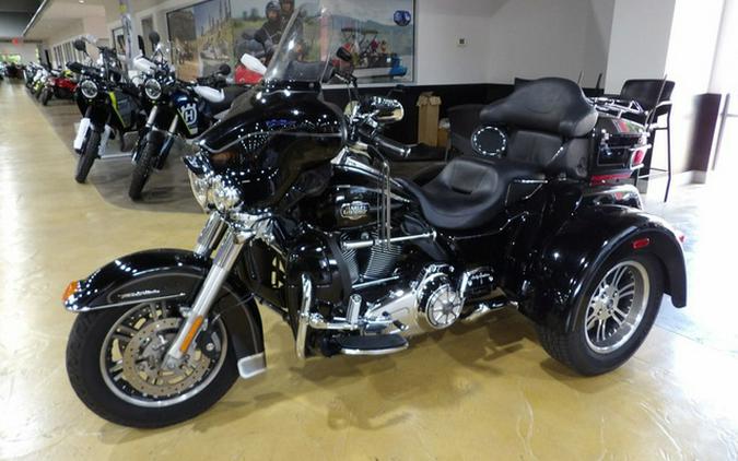 2013 Harley-Davidson FLHTCUTG - Tri Glide Ultra Classic