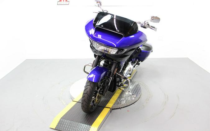 2025 Harley-Davidson CVO™ Road Glide® Blue Streak