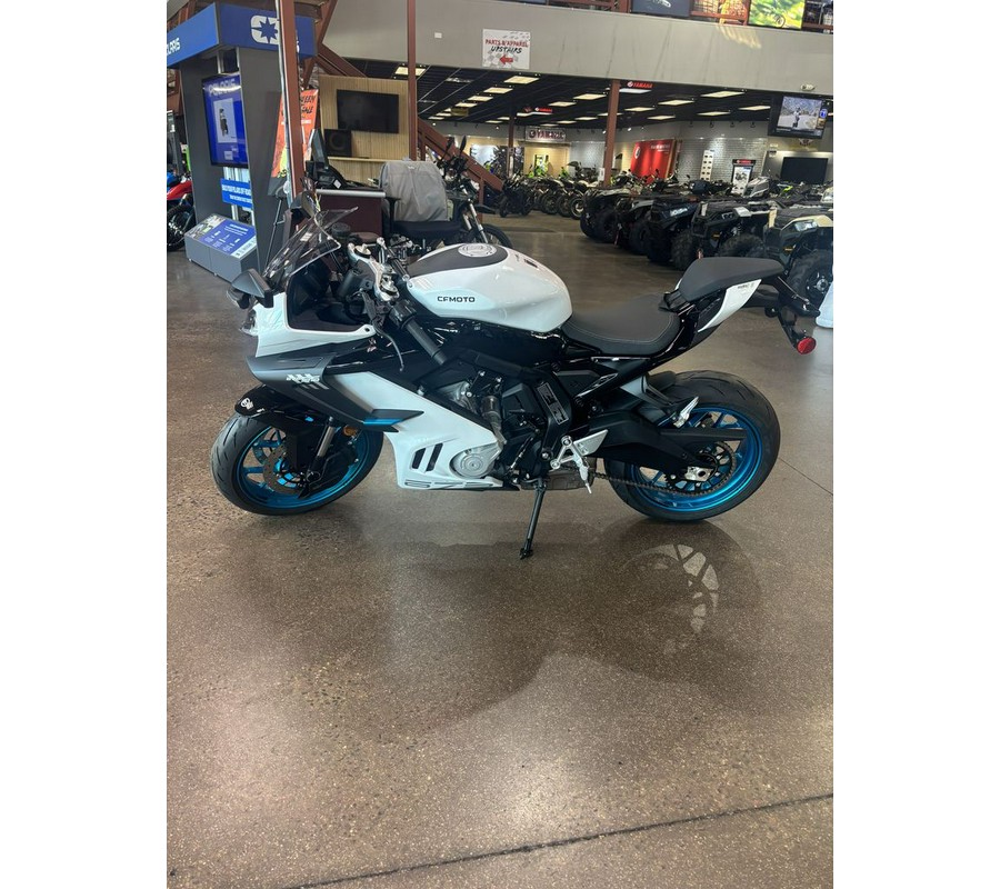 2025 CFMOTO 675SS
