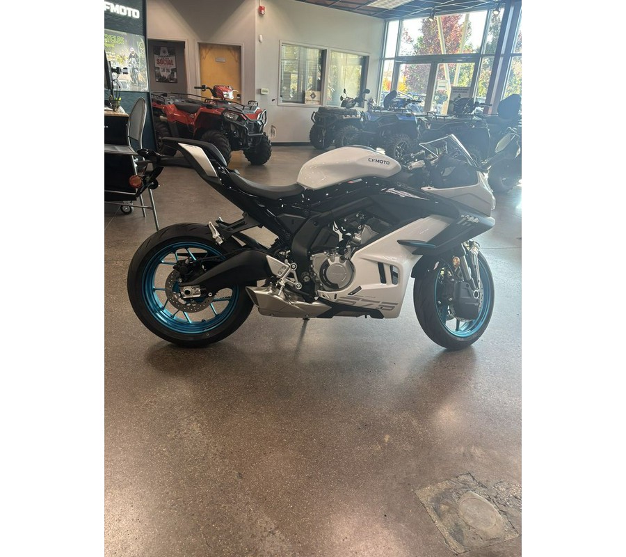 2025 CFMOTO 675SS