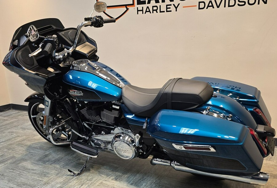 2026 Harley-Davidson® Road Glide® Teal Thunder / Vivid Black - Chrome FLTRX