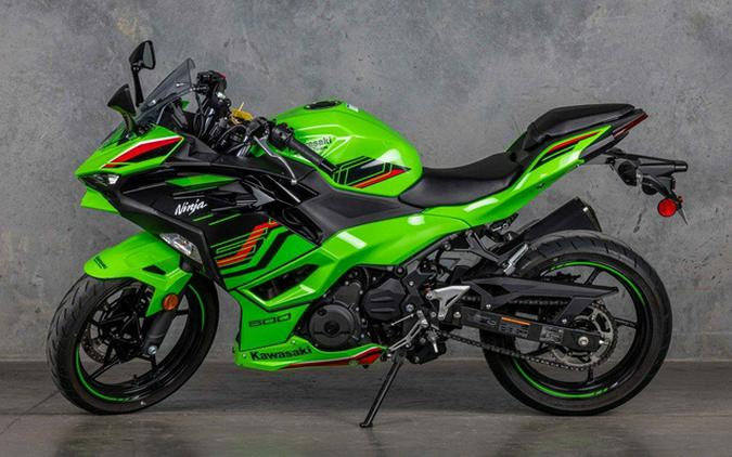 2024 Kawasaki Ninja 500 Base