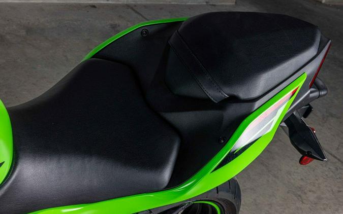 2024 Kawasaki Ninja 500 Base