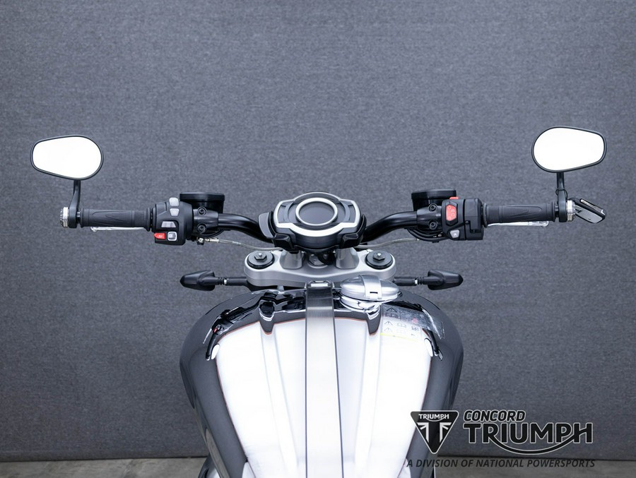 2023 TRIUMPH ROCKET 3 R CHROME EDITION