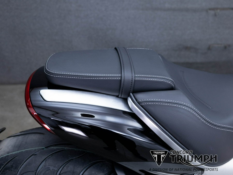 2023 TRIUMPH ROCKET 3 R CHROME EDITION